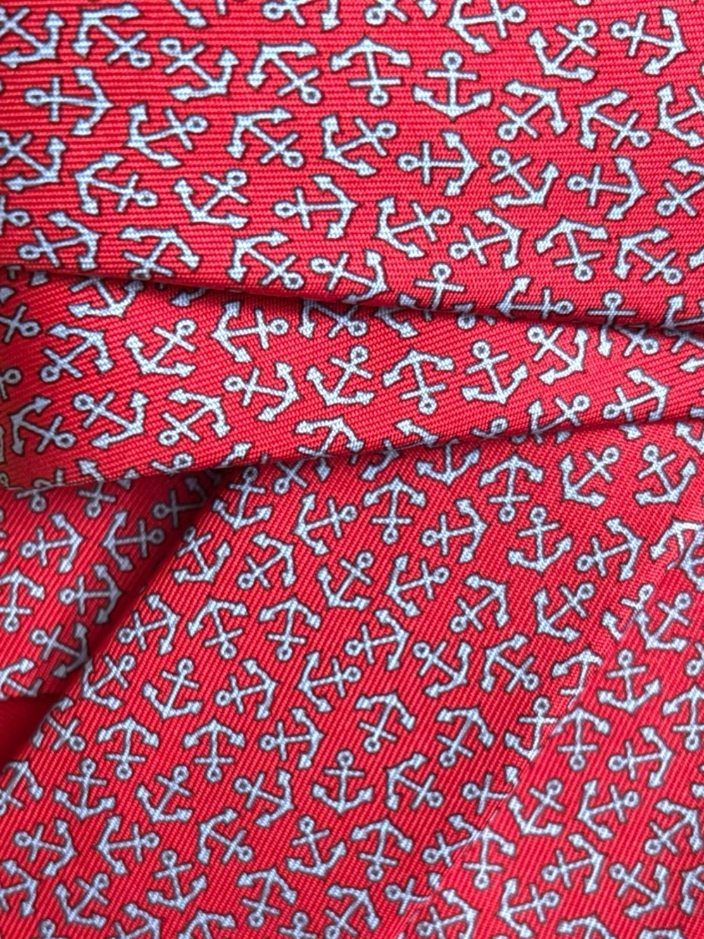 HERMÈS silk tie